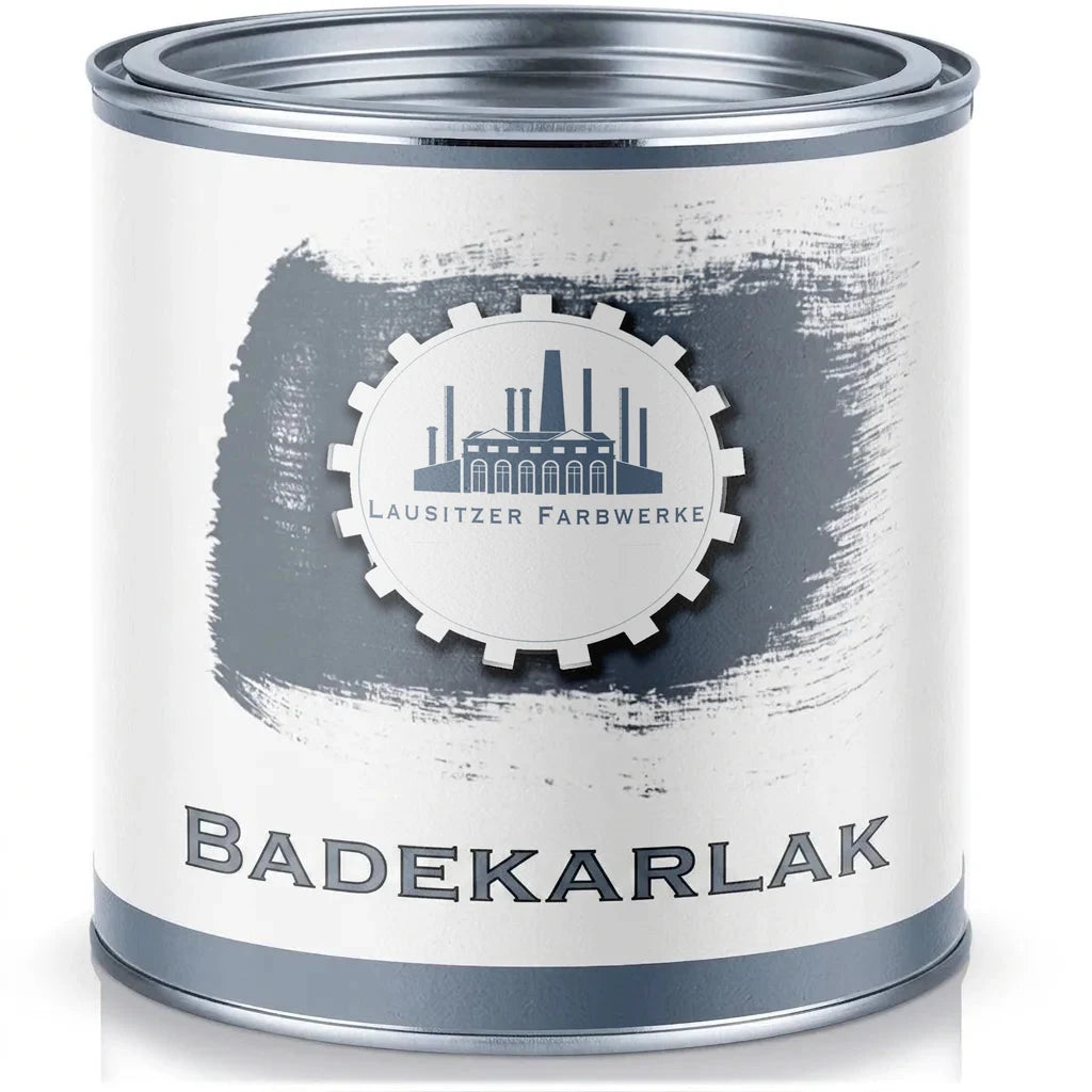 Hvid malingdåse med badekar lak fra Lausitzer Farbwerke. Emaljemaling til badekar.